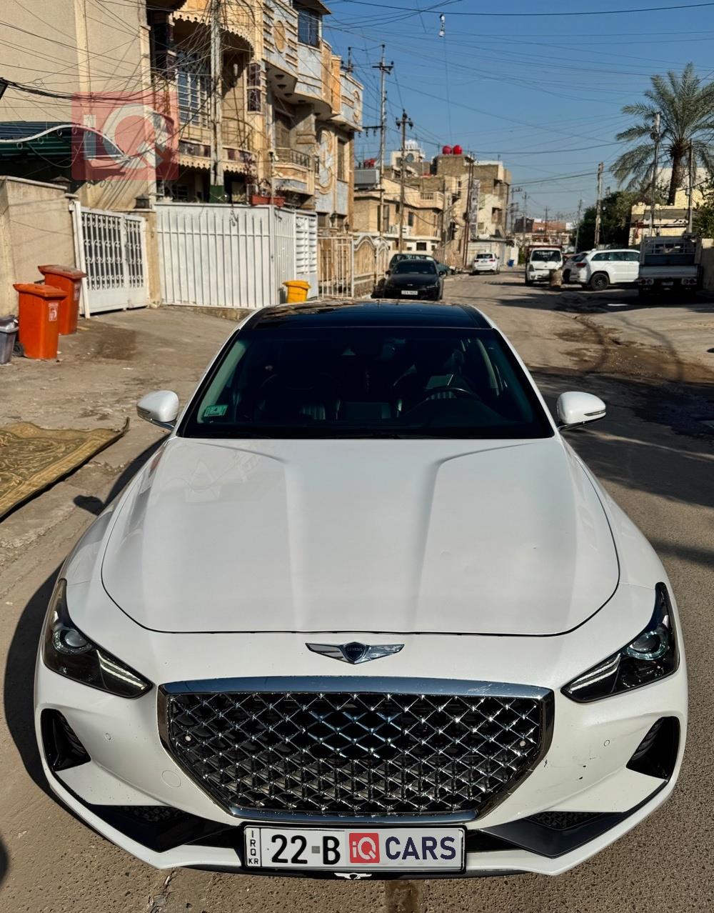 جنسس G70